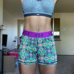 Colorful VSX Sport Short